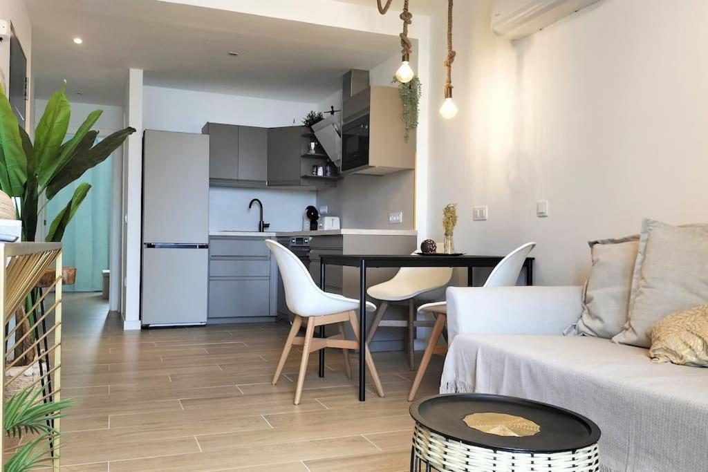 Luxury Penthouse Valentin With Jacuzzi Leilighet Corralejo Eksteriør bilde