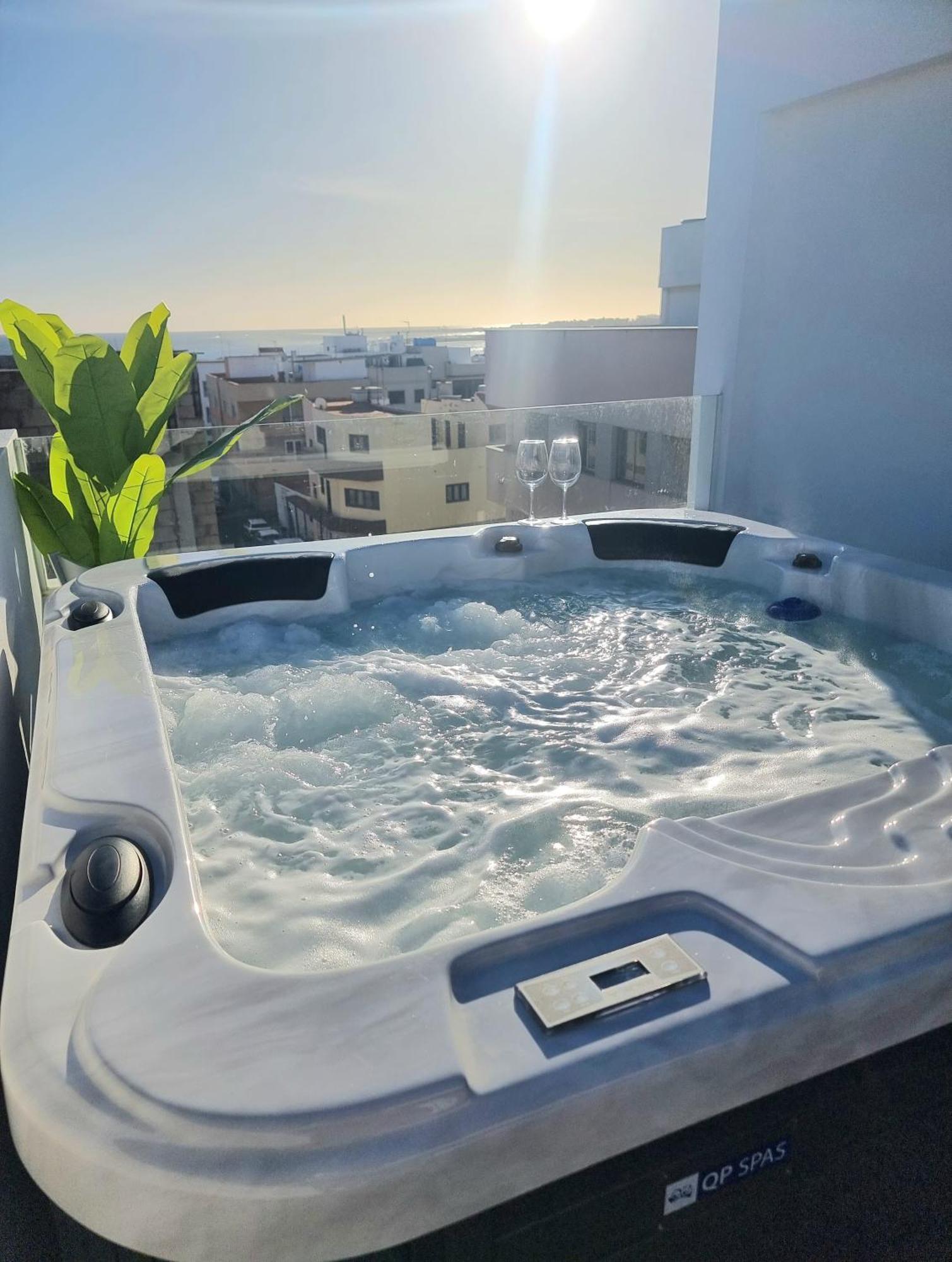 Luxury Penthouse Valentin With Jacuzzi Leilighet Corralejo Eksteriør bilde